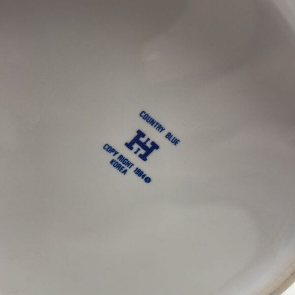 Country Blue Ceramic Pitcher Pinaeapple Country Blue HII Korea 1984 - Picture 3 of 6